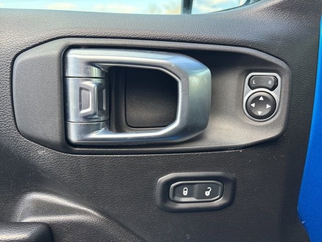 2021 Jeep WRANGLER UNLIMITED WILLYS Base