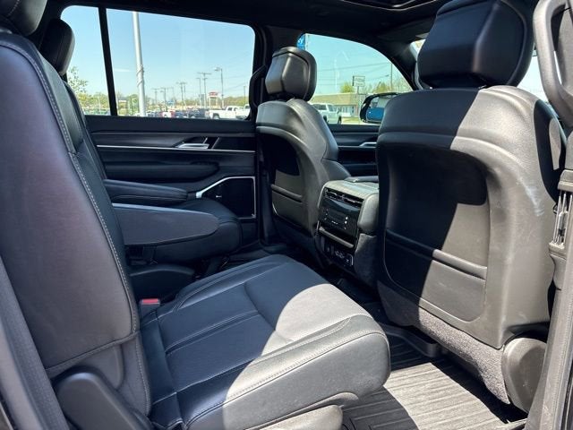 2024 Jeep Wagoneer L Series III