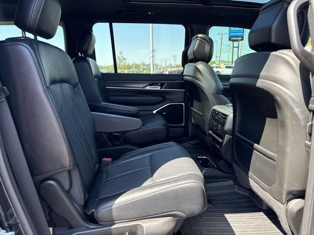 2024 Jeep Wagoneer L Series III