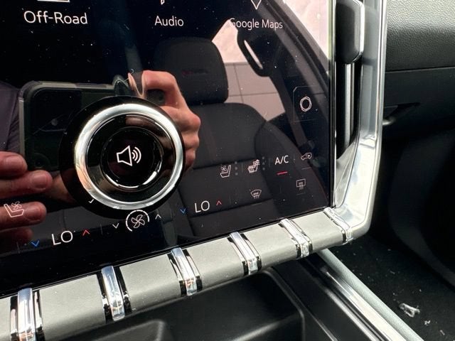 2027 GMC Acadia AT4