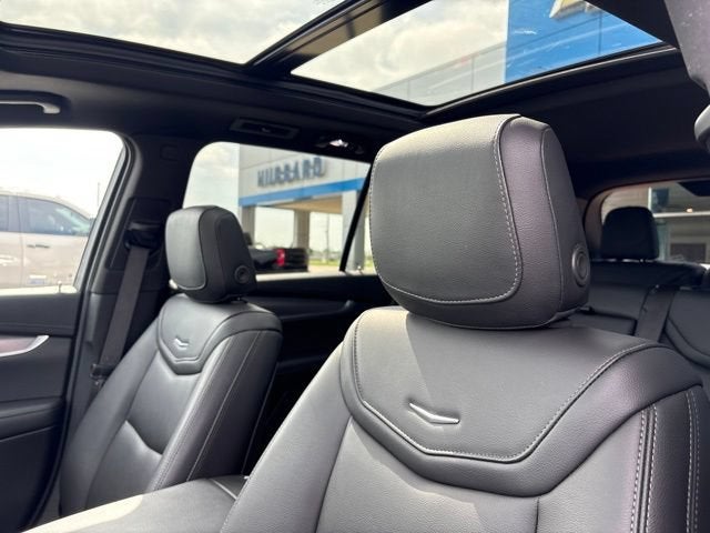 2024 Cadillac XT6 Luxury