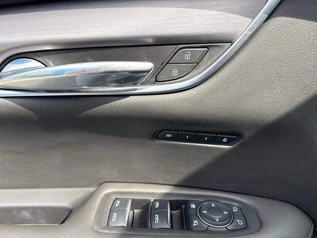 2024 Cadillac XT6 Luxury