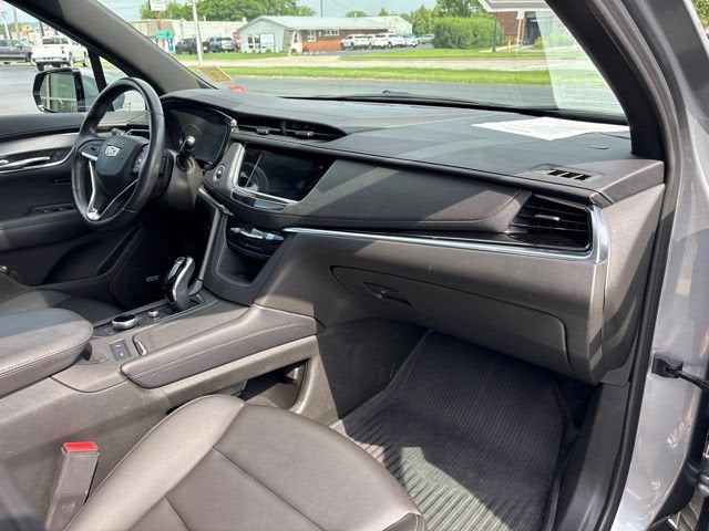 2024 Cadillac XT6 Luxury