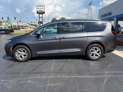 2023 Chrysler Pacifica Limited