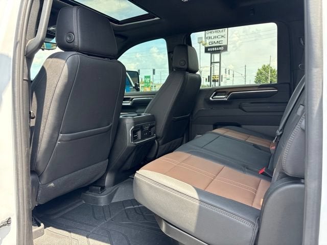2024 Chevrolet Silverado 3500 HD High Country