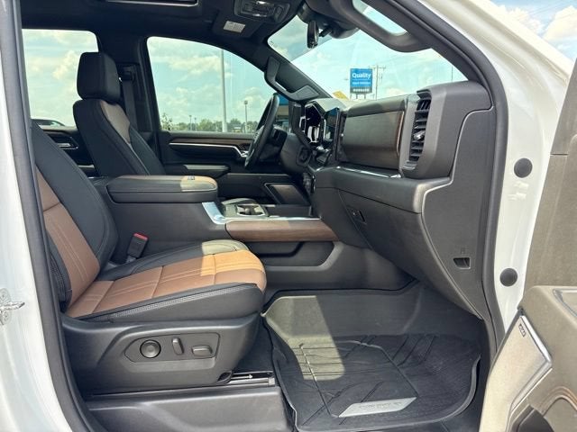 2024 Chevrolet Silverado 3500 HD High Country