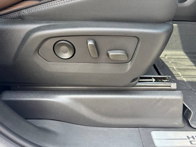 2024 Chevrolet Silverado 3500 HD High Country