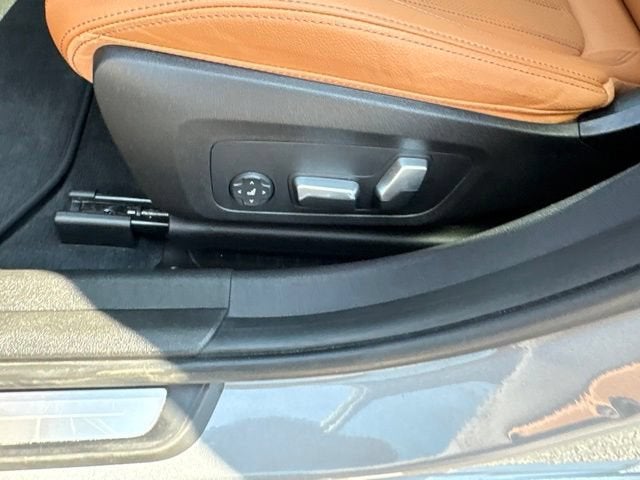 2023 BMW 3 Series 330e xDrive