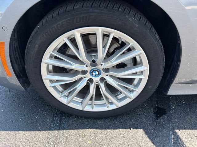 2023 BMW 3 Series 330e xDrive
