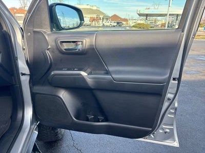 2021 Toyota Tacoma 4WD SR