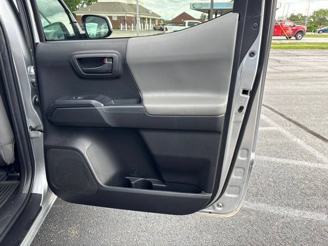 2022 Toyota Tacoma 4WD SR