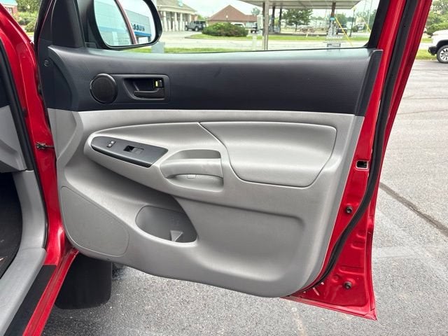 2014 Toyota Tacoma Base