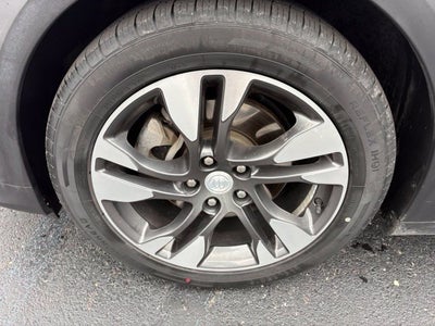 2018 Buick Regal TourX Essence