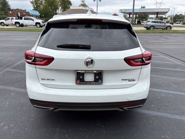 2018 Buick Regal TourX Essence